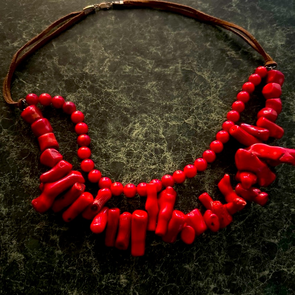 Red Beaded Ss & Leathernecklace